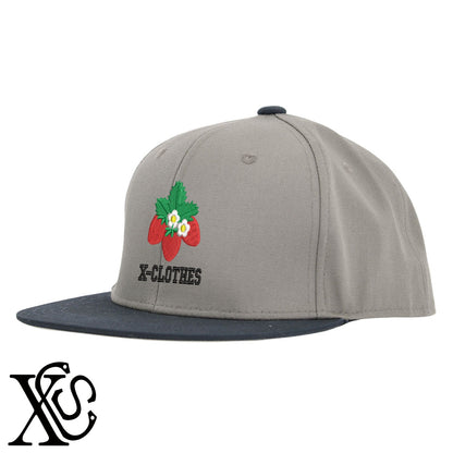 イチゴ2柄 刺繍 綿 帽子 ベースボールキャップ バイカラー メンズ レディース コットン フラットバイザー 平ツバ BBキャップ ストリート系 ヒップホップ【X-CLOTHES】オリジナル グッズ 刺繍 ワンポイント 雑貨【b BLK、BLK-GRY、OLV】【g L-GRY、LGRY-NVY、WHT-BLK】 【9趣味料理-食べ物】